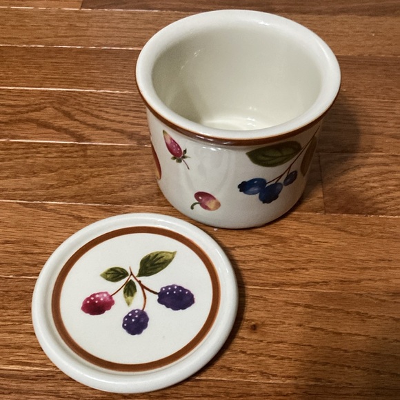 Longaberger Bundle - Bag and Canister Crock (NWOT) - Picture 7 of 15